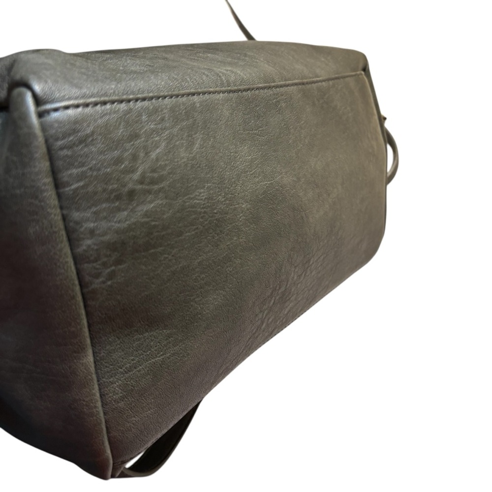 Antik Kraft Tote Bag Calliope Muted Olive Vegan Leather SOLD OUT ONLINE - Picture 4 of 16